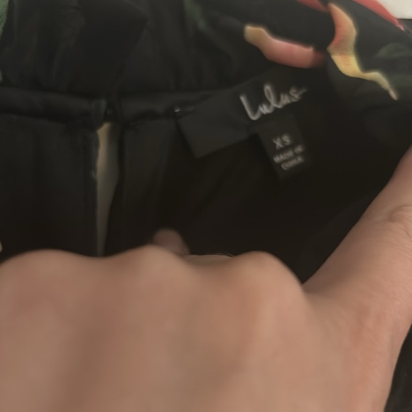 Lulu’s Floral Romper - Picture 5 of 5